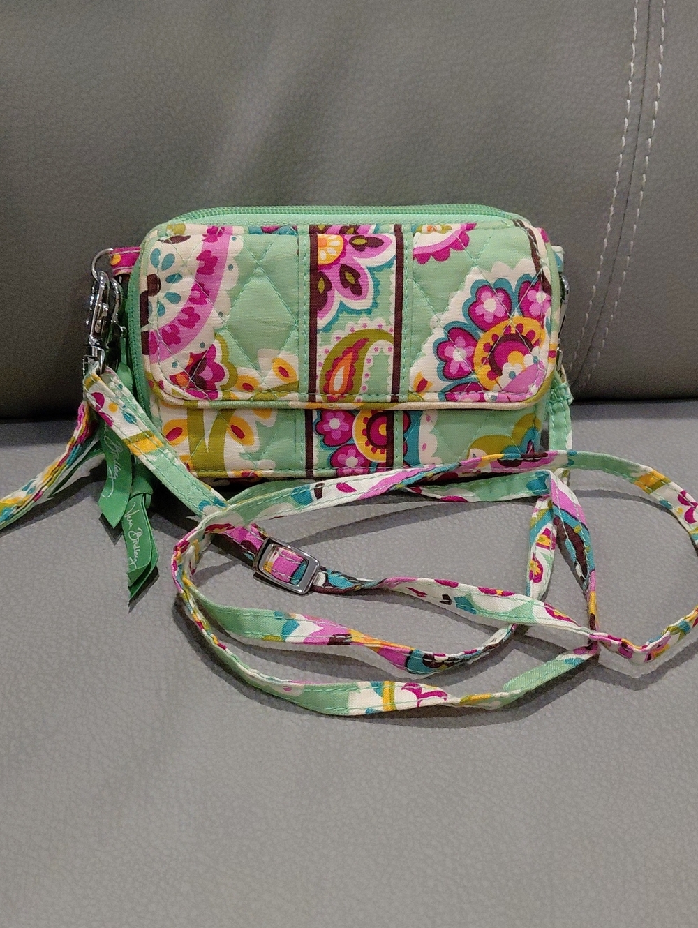 VERA BRADLEY MINI WRISTLET/WALLET Crossbody - Picture 2 of 9